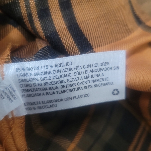 Wild fable pumpkin plaid cropped woven womens shirt  size Medium NWT - Picture 10 of 10